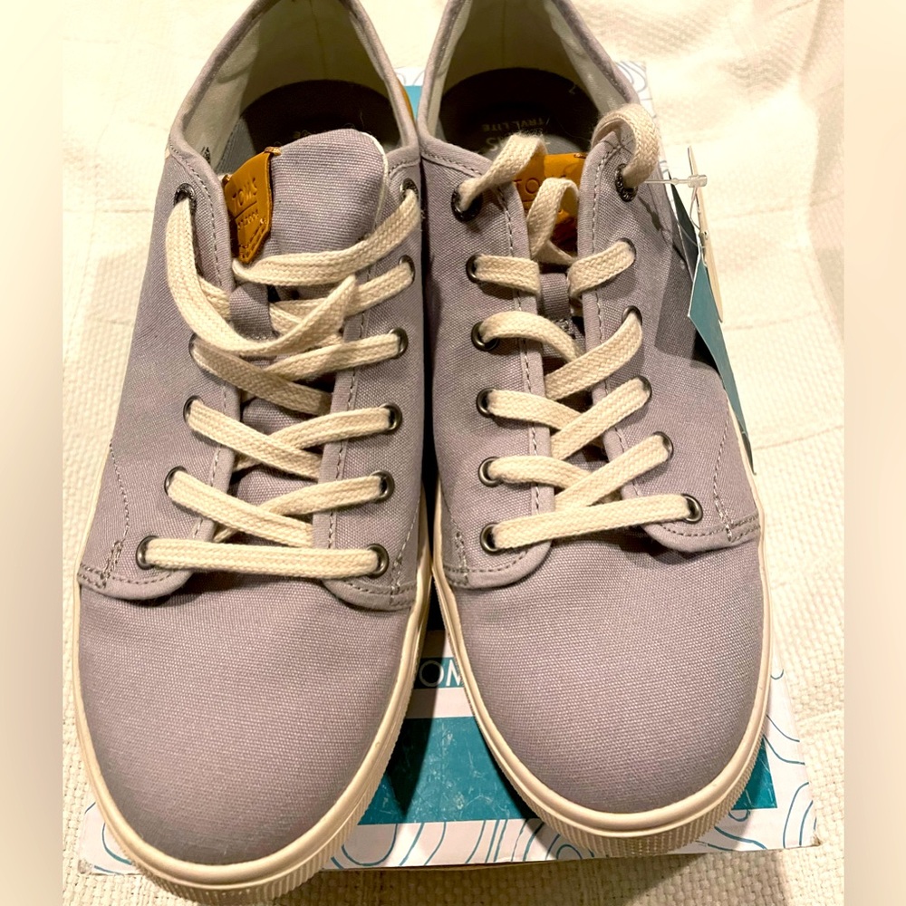 BNWT - TOMS Womens Trvl Lite Low Lace Up Sneakers Shoes Casual - Grey
